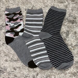Women's Camouflage and Striped Socks Set - Gray, Pink, Black. NWOT OSFA